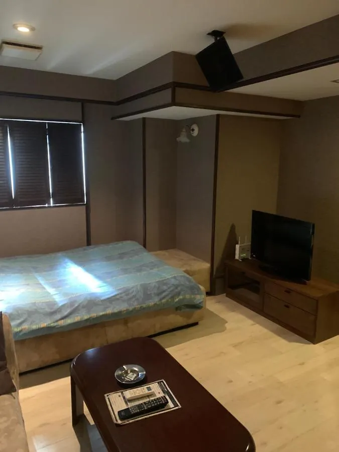 **  City Hotel Dolphin Tōkyō Japon